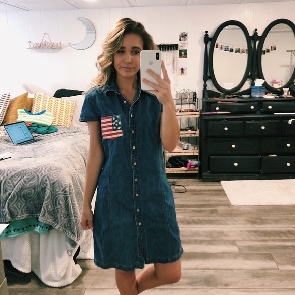 Tommy Hilfiger Dresses & Skirts - Vintage Tommy Hilfiger Dress!!